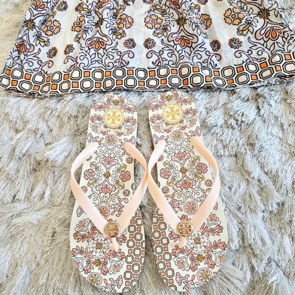 Tory Burch Hick's Garden Coverup and Dress - Picture 12 of 13